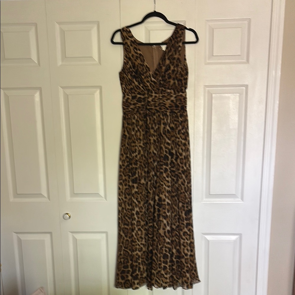 Leopard Print Ruched V-Neck Maxi Sundress